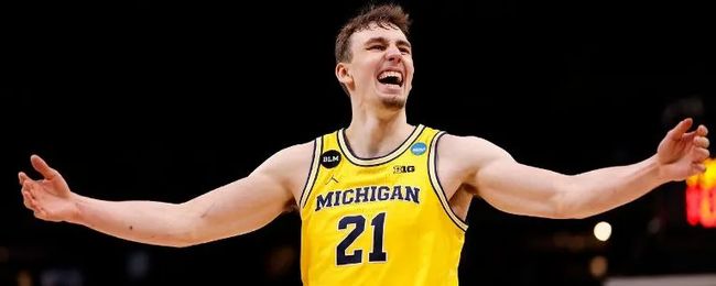 双重视角看 双重视角看